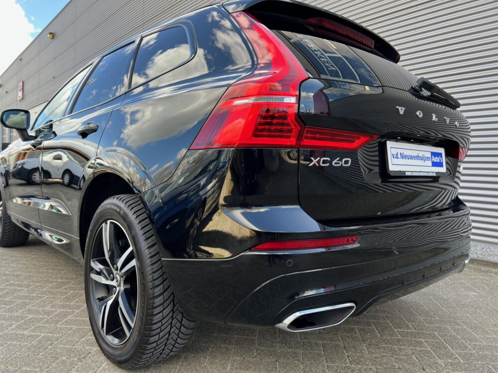 Volvo XC60 2.0 Recharge T6 AWD R-Design Automaat
