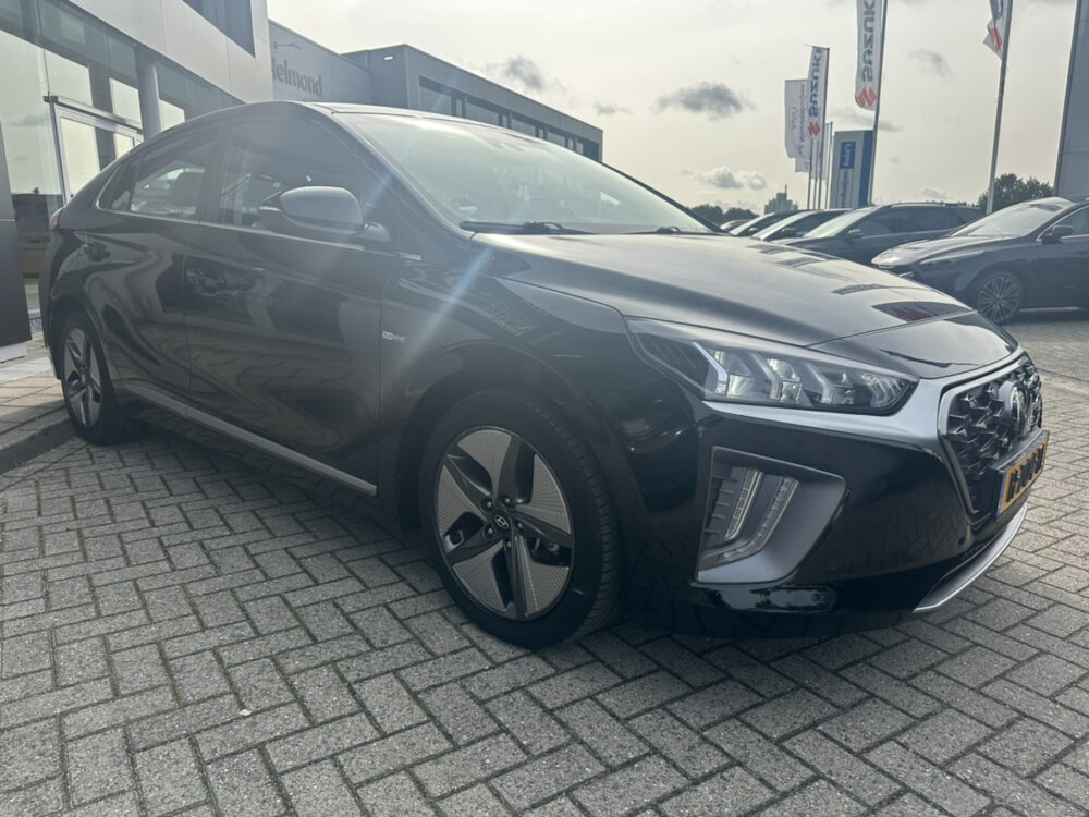 Hyundai IONIQ