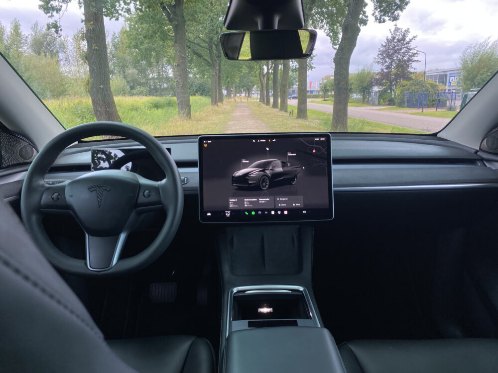 Tesla Model Y RWD 58 kWh