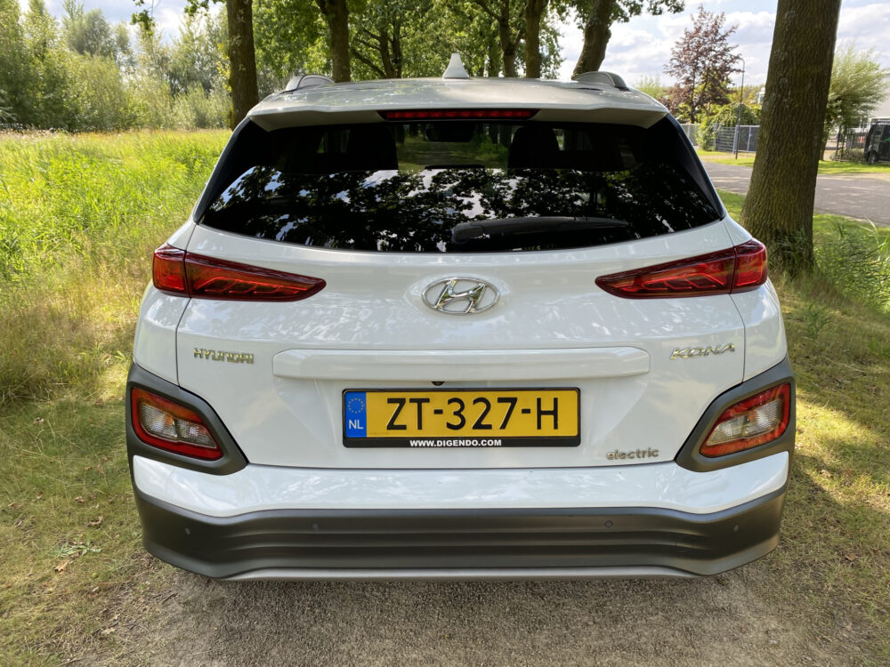 Hyundai KONA EV Premium 64 kWh