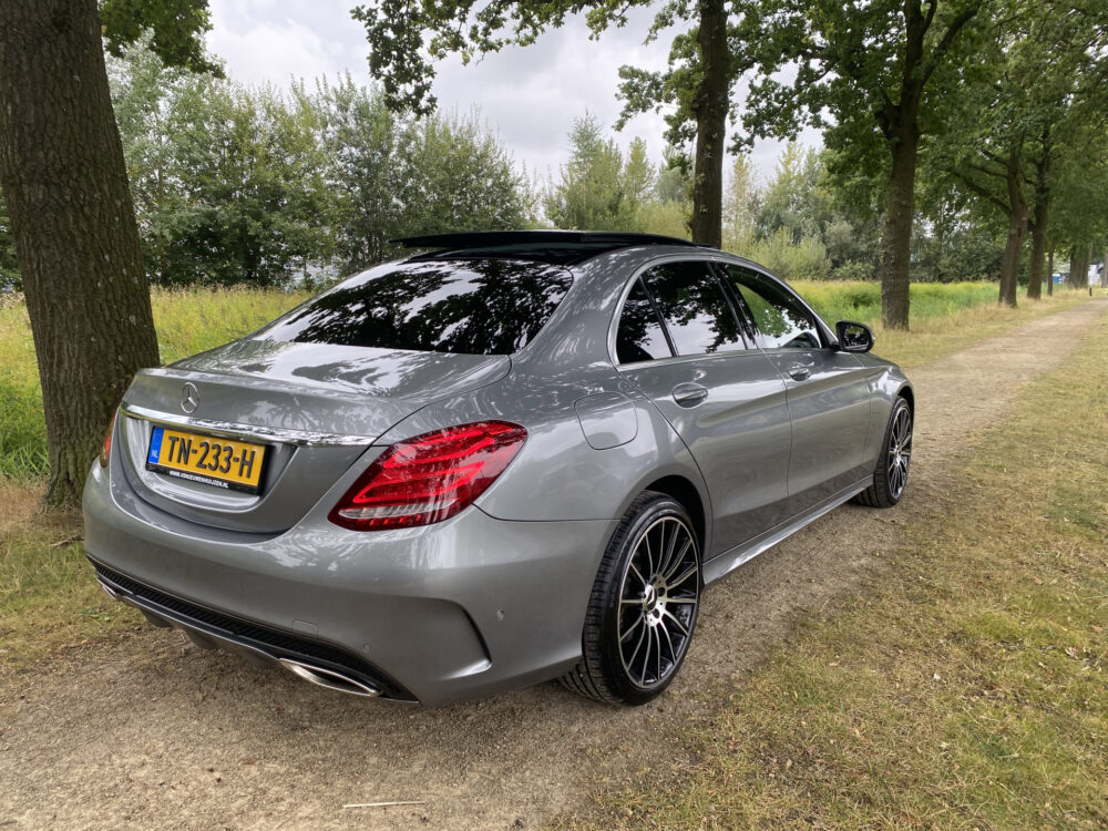 Mercedes-Benz C-Klasse 200 4MATIC Amg line