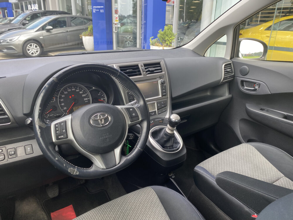 Toyota Verso-S 1.3 VVT-i Aspiration