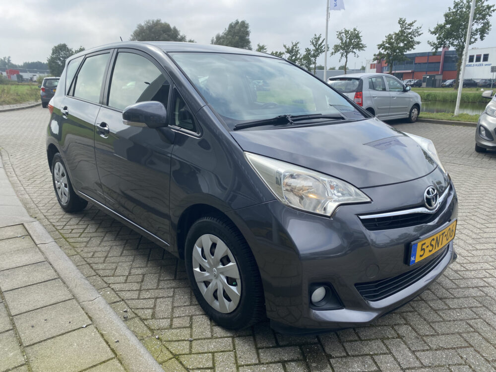 Toyota Verso-S 1.3 VVT-i Aspiration