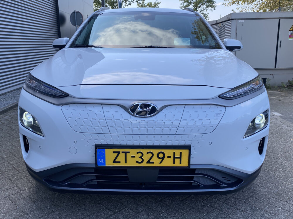 Hyundai KONA EV Premium 64 kWh