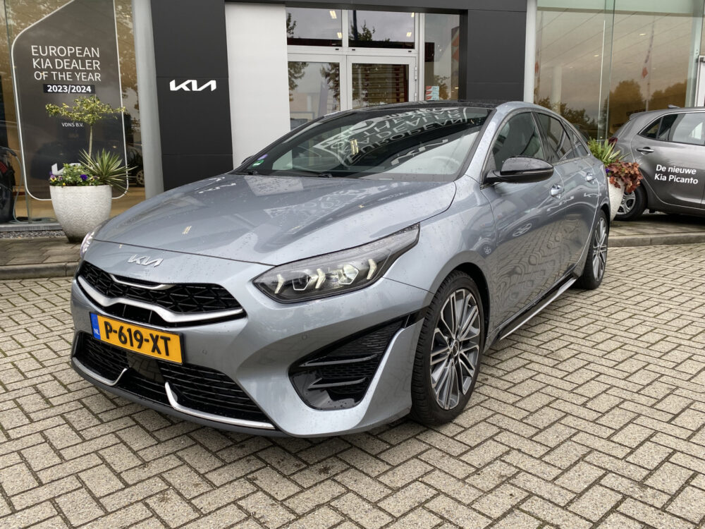 Kia ProCeed