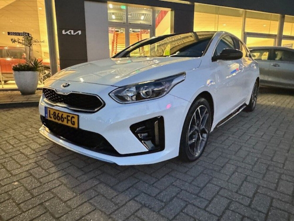 Kia ProCeed