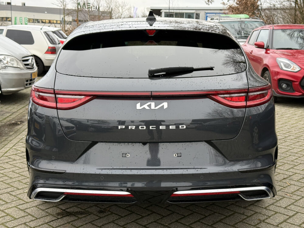 Kia ProCeed