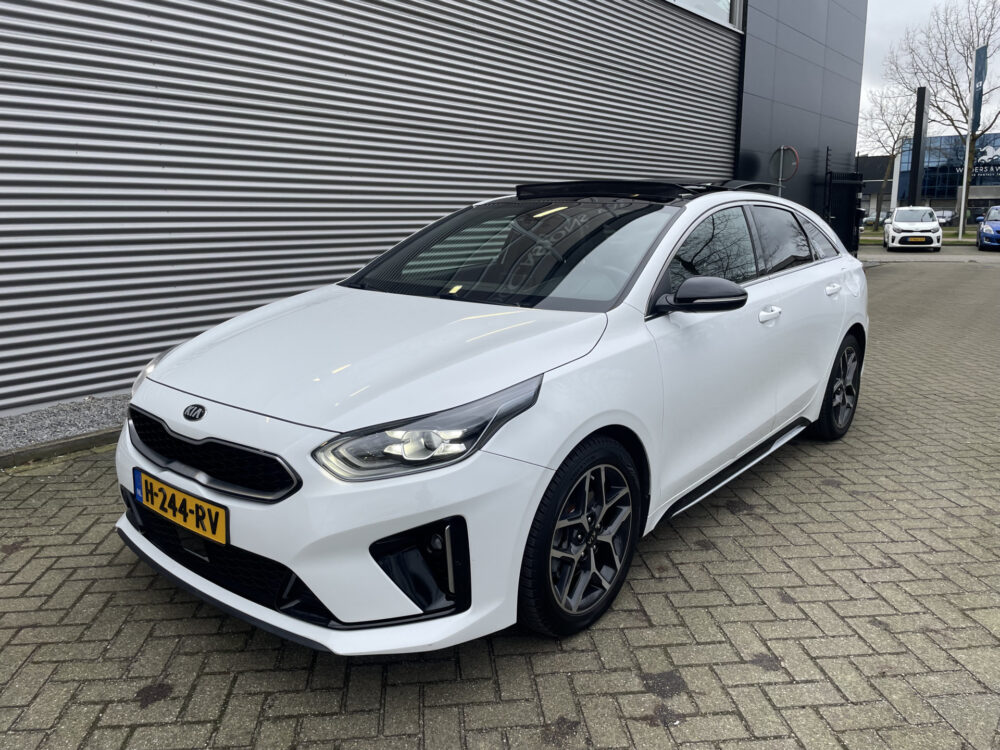 Kia ProCeed