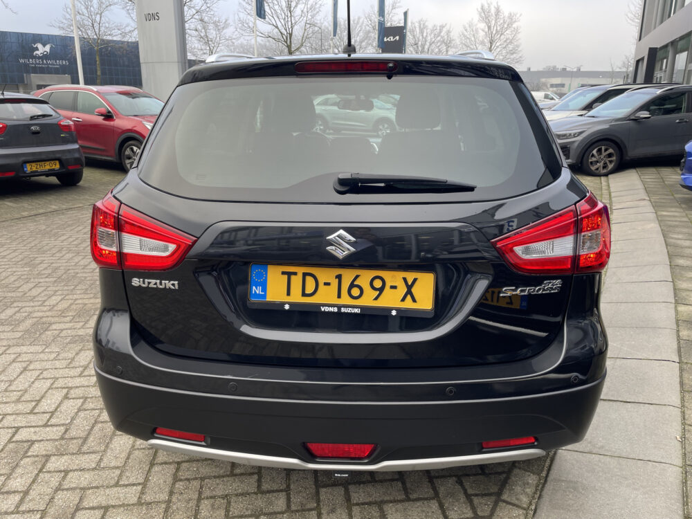 Suzuki S-Cross