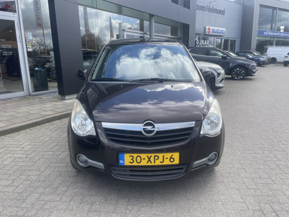 Opel Agila