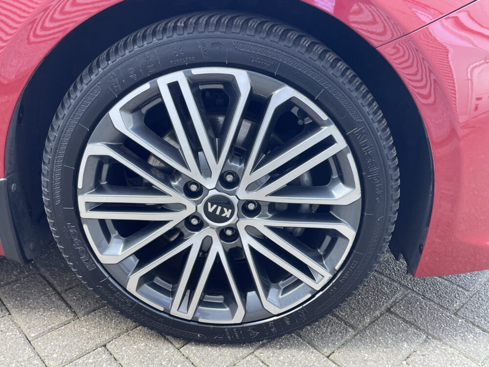 Kia ProCeed