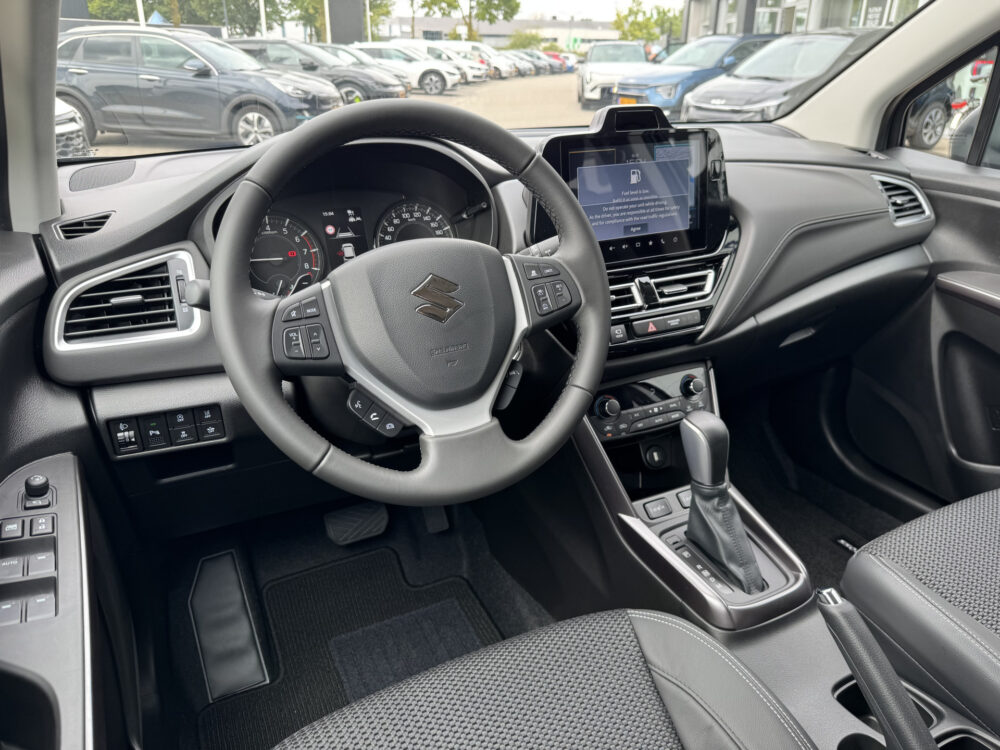 Suzuki S-Cross
