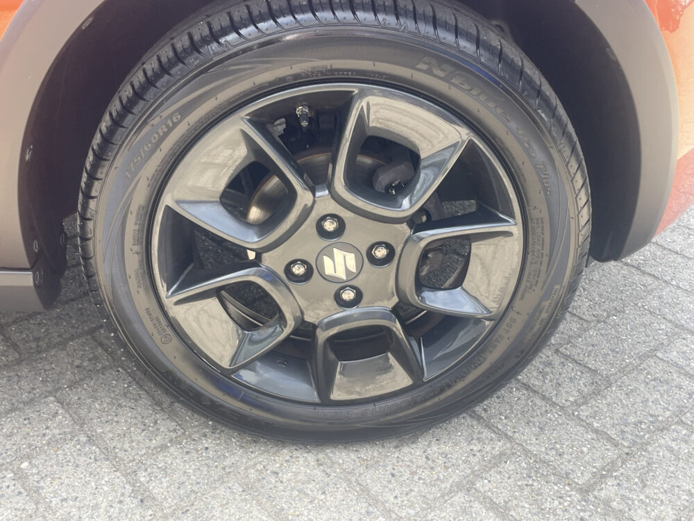 Suzuki Ignis