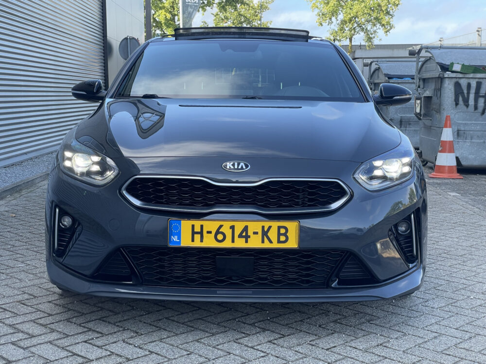 Kia ProCeed