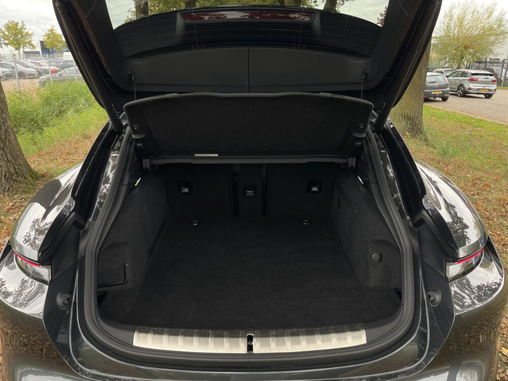 Porsche Taycan Cross Turismo