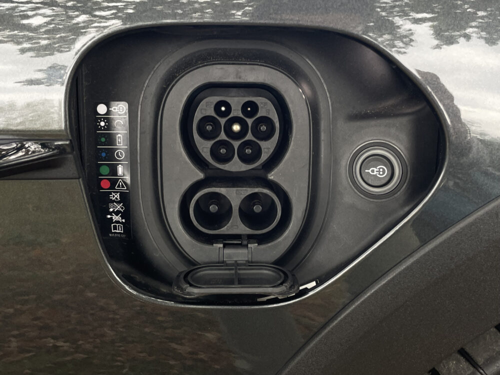 Porsche Taycan Cross Turismo