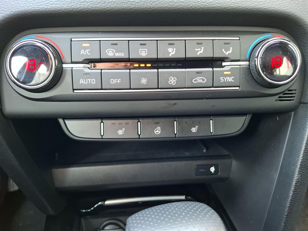 Kia Ceed Sportswagon 1.0 T-GDi MHEV Design Edition Automaat | CarPlay | Camera