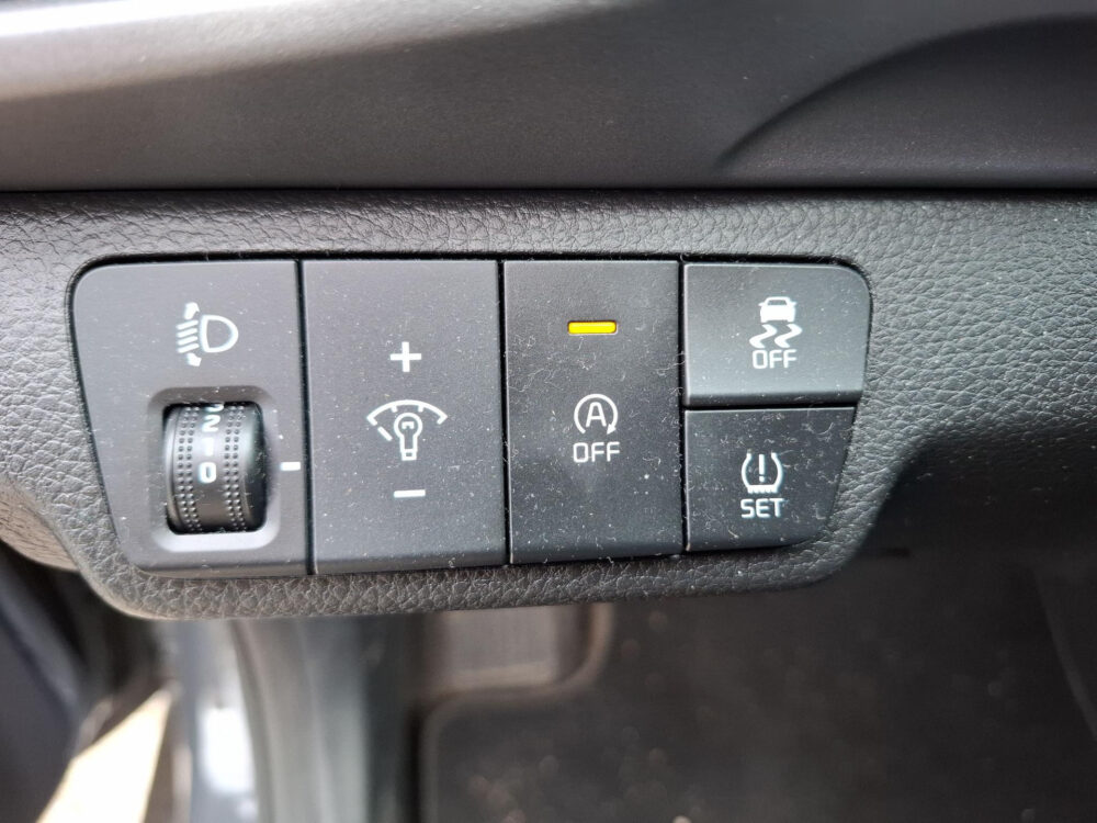 Kia Stonic 1.0 T-GDi MHEV DynamicPlusLine | Navigatie  Airco | Camera