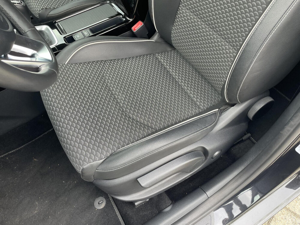 51066223-kia-ceed-sportswagon-1-0-t-gdi-dynamicplusline-btw-electrische-achterklep-stoel-stuur-verwarming-2024