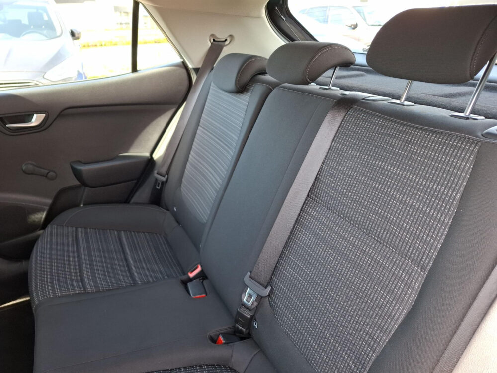 Kia Stonic 1.0 T-GDi MHEV DynamicLine Carplay | Achteruitrij Camera | Navigatie | Parkeersensoren | Lichtmetalen velgen | Cruise Control