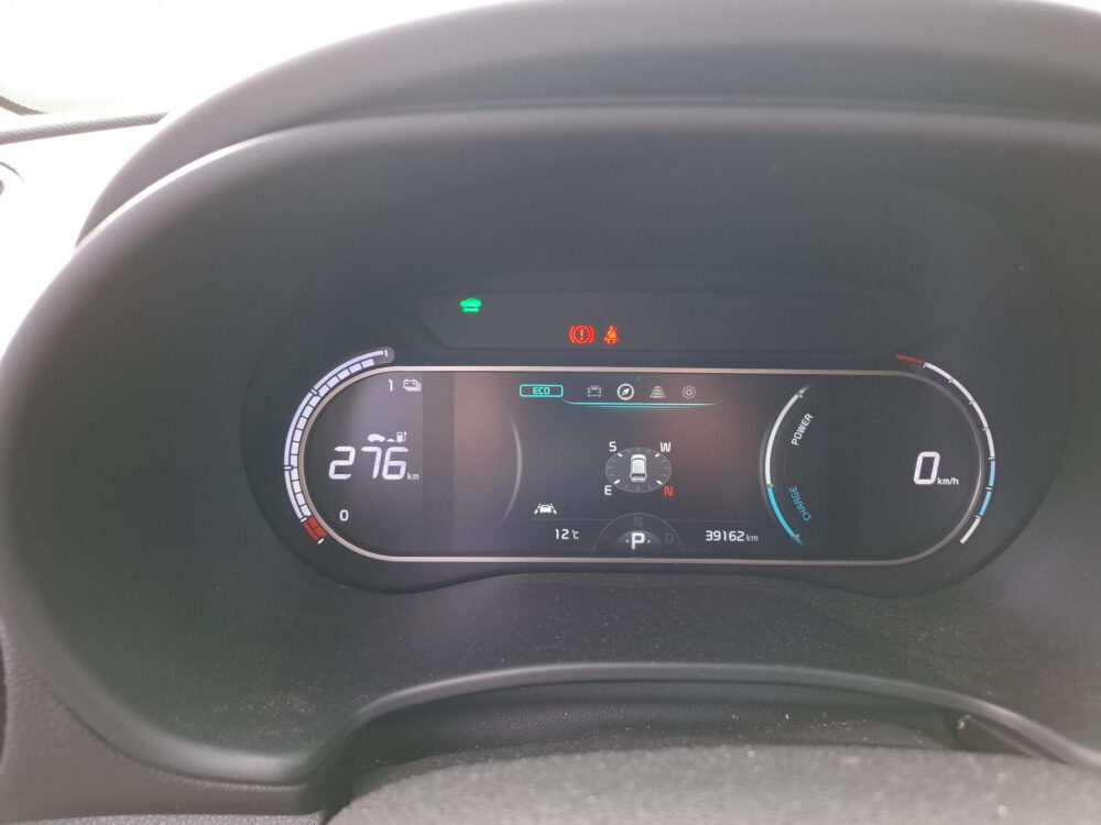 Kia e-Soul DynamicPlusLine 39.2 kWh LED verlichting | 17 inch lichtmetalen velgen | digitaal dashboard