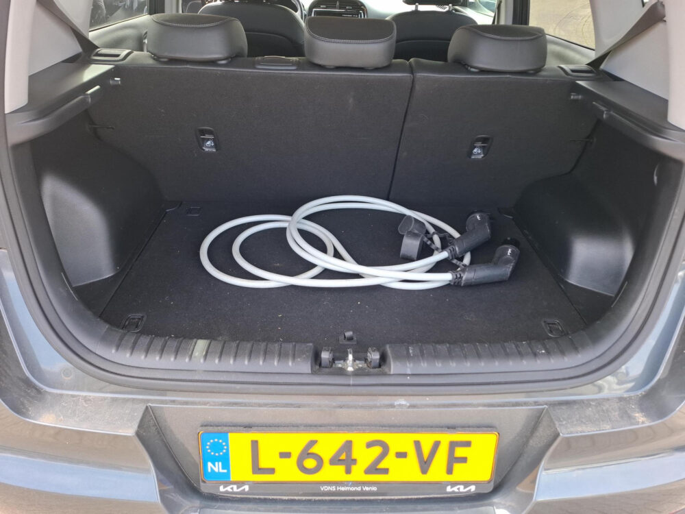 Kia e-Soul DynamicPlusLine 39.2 kWh LED verlichting | 17 inch lichtmetalen velgen | digitaal dashboard