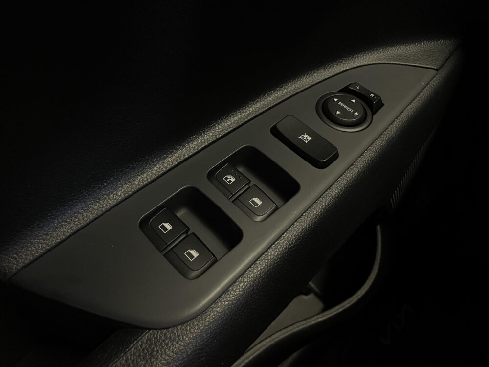 Kia Stonic 1.0 T-GDi MHEV DynamicLine | CarPlay | Camera | Cruise