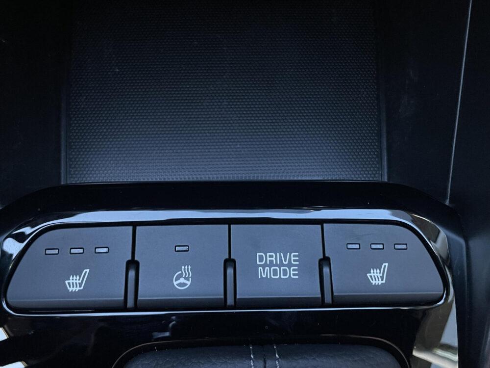 Kia Stonic 1.0 T-GDi MHEV GT-Line GT Line // Automaat // 4900km