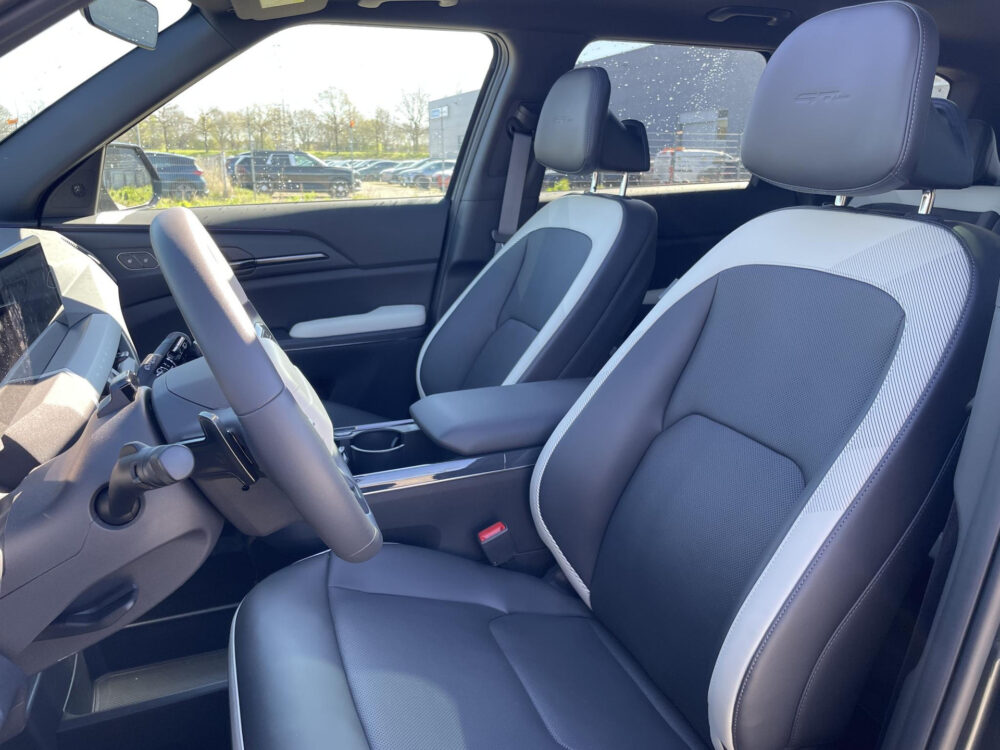 Kia EV5 GT-PlusLine 81.4 kWh | Pano | Stoel/Stuur verwarming | Stoelventilatie |
