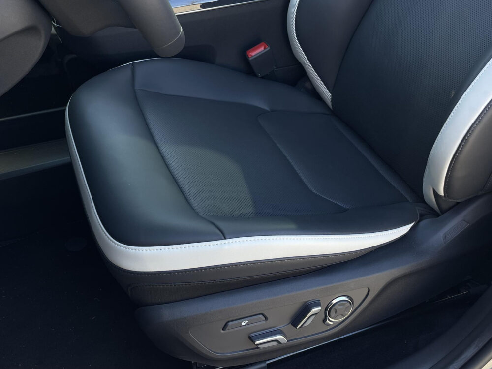 Kia EV5 GT-PlusLine 81.4 kWh | Pano | Stoel/Stuur verwarming | Stoelventilatie |