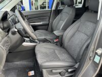 Suzuki Vitara 1.4 Boosterjet Style Hybrid Automaat Direct uit voorraad leverbaar.