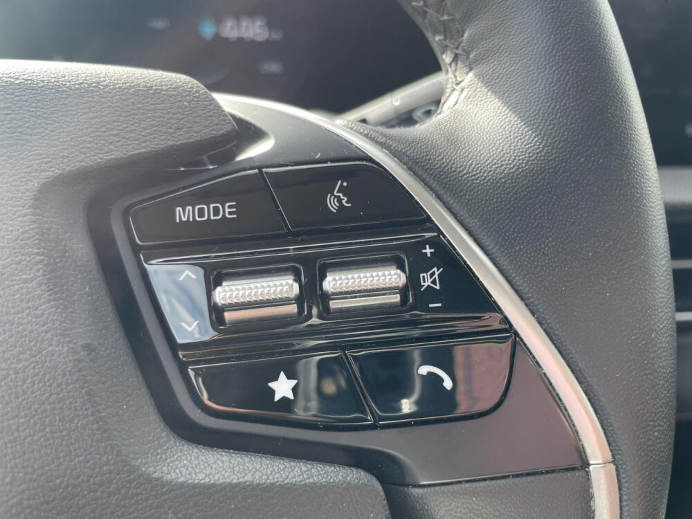 51066306-kia-ev6-plus-advanced-77-4-kwh-carplay-cruise-navi-2024