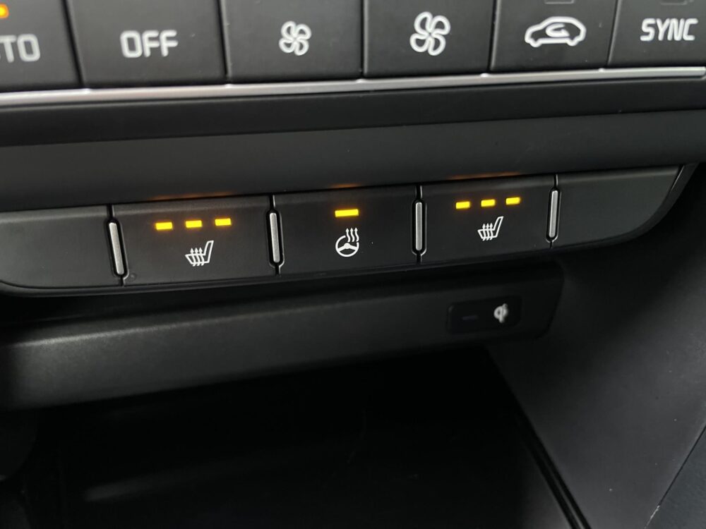 Kia Ceed Sportswagon 1.0 T-GDi MHEV Design Edition | Automaat | CarPlay | Camera