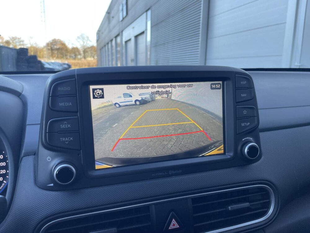 Hyundai Kona 1.0T Essence Climate | Camera | Sensoren | Navigatie