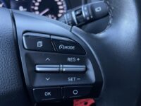 Hyundai Kona 1.0T Essence Climate | Camera | Sensoren | Navigatie