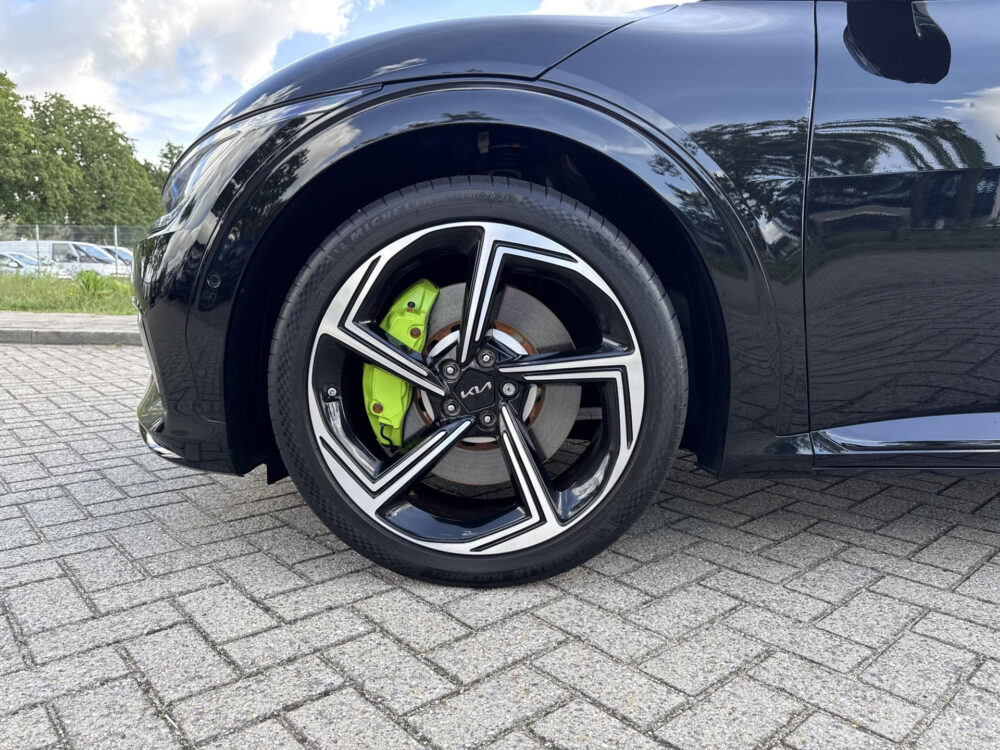 51066315-kia-ev6-gt-awd-77-4-kwh-fabrieksgarantie-2034-585-pk-panoramadak-stoel-stuur-verwarming-2024
