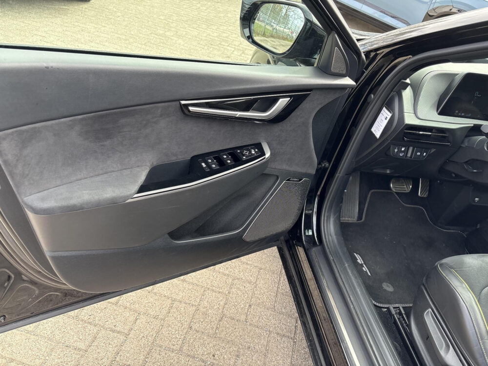 Kia EV6 GT AWD 77.4 kWh  | GT