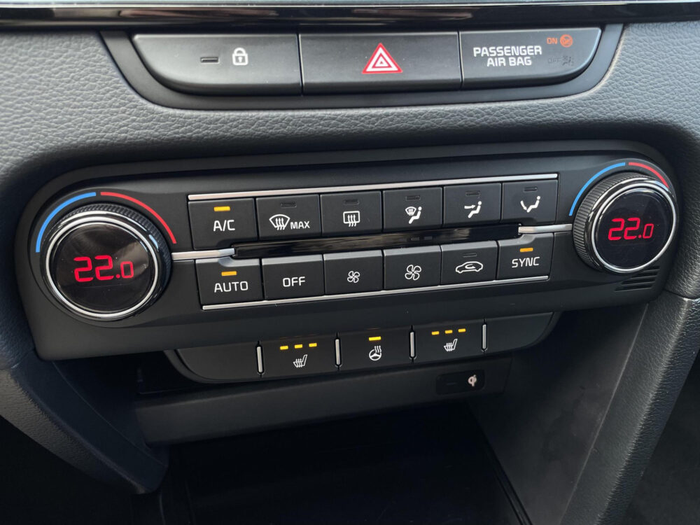 Kia Ceed Sportswagon 1.0 T-GDi Design Edition | Stoel stuur verwarming | Camera | Carplay |