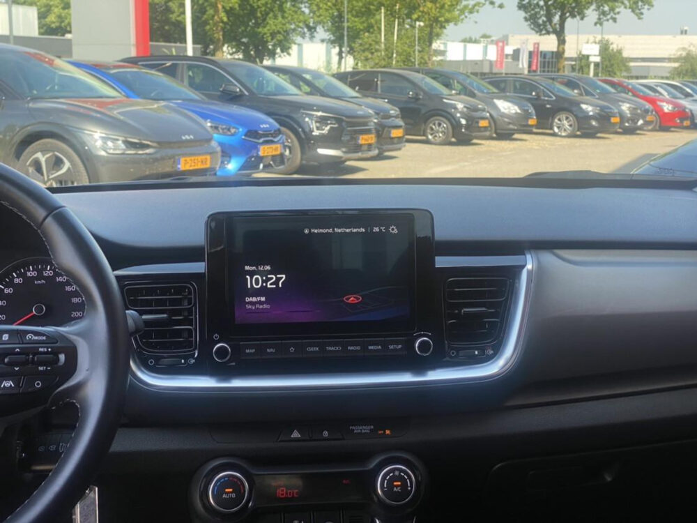 Kia Stonic 1.0 T-GDi MHEV DynamicLine Navi | Camera | CarPlay