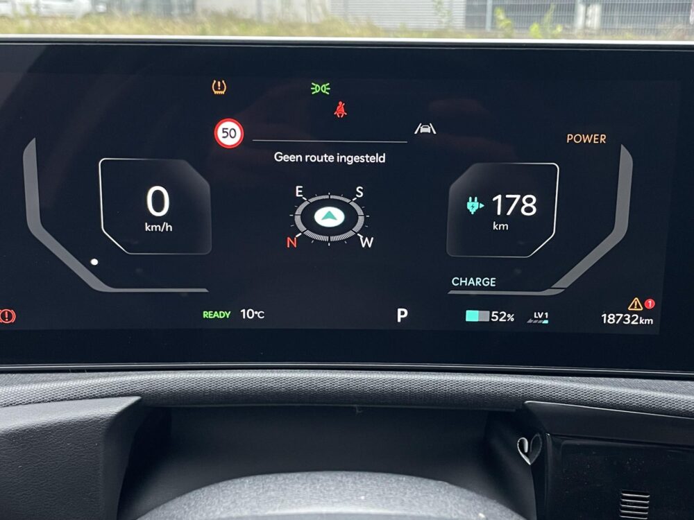 Kia EV6 Light Edition 63 kWh | Achteruitrijcamera | Stoel Stuur verwarming | Adaptive cruise |