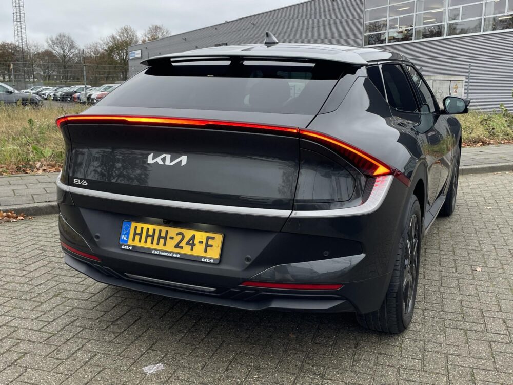 Kia EV6 Light Edition 63 kWh | Achteruitrijcamera | Stoel Stuur verwarming | Adaptive cruise |