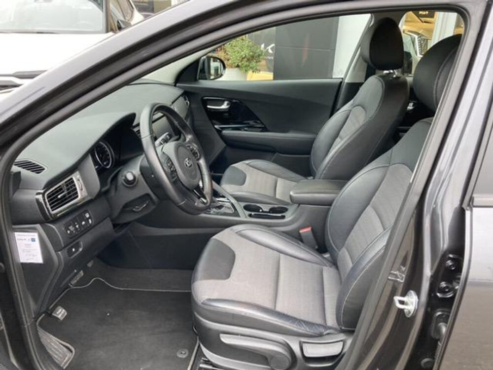 Kia Niro 1.6 GDi Hybrid DynamicLine | Trekhaak | CarPlay | Camera