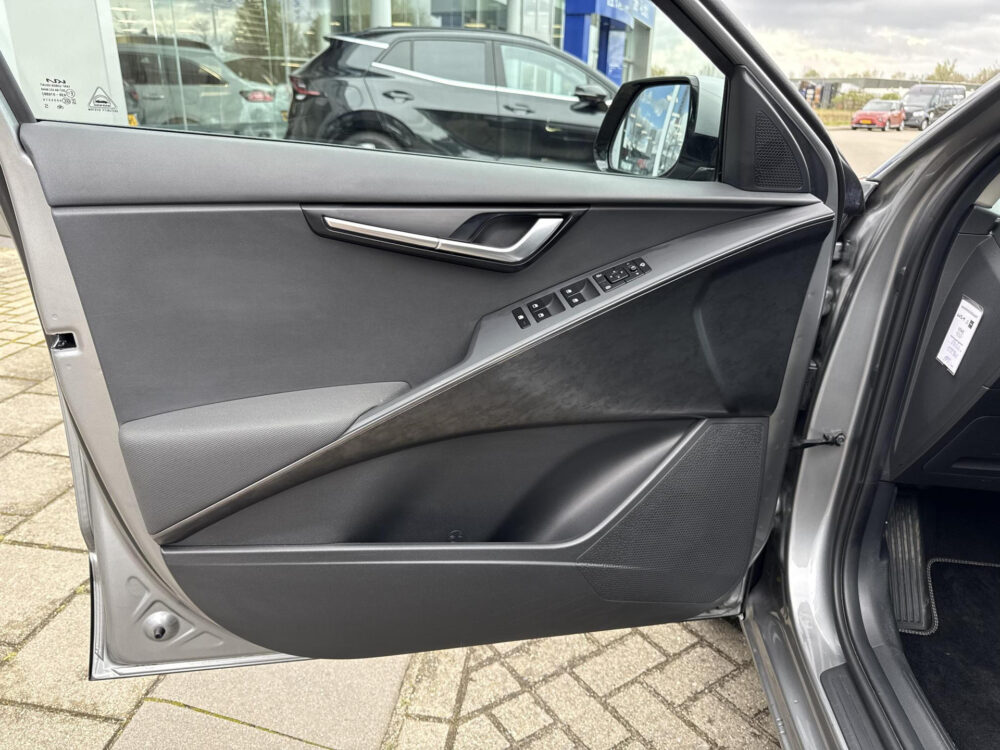 Kia Niro 1.6 GDi Hybrid DynamicLine | CarPlay | Navi | Stoelverwarming