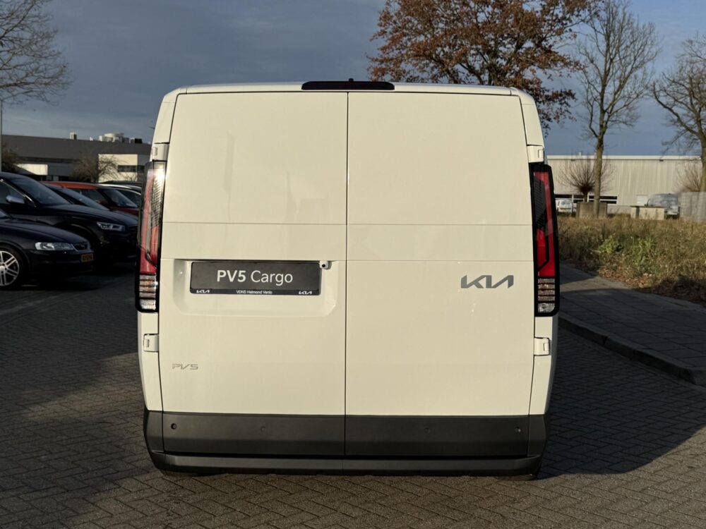 Kia PV5 L2H1 Plus 71.2 kWh Tijdelijk met gratis accu upgrade!