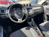 Suzuki Vitara 1.4 Boosterjet Style Hybrid Automaat Betreft een Demo. Direct leverbaar