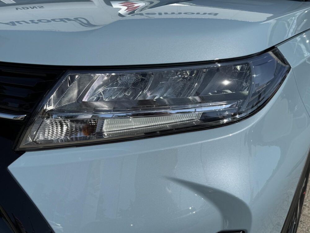 Suzuki Vitara 1.4 Boosterjet Style Hybrid Automaat Betreft een Demo. Direct leverbaar