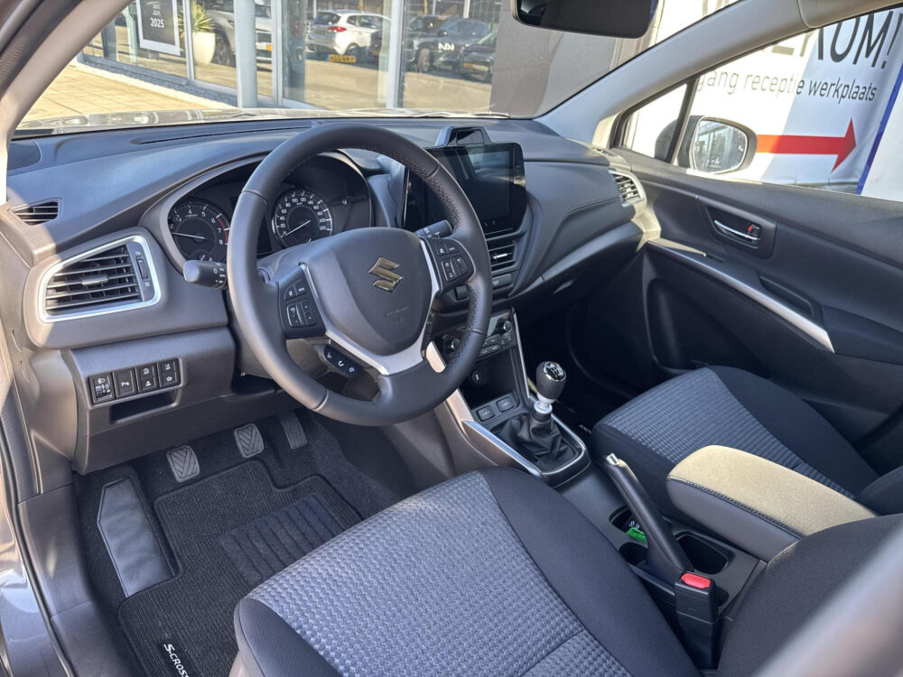 Suzuki S-Cross 1.4 Boosterjet Select Smart Hybrid Direct uit voorraad leverbaar