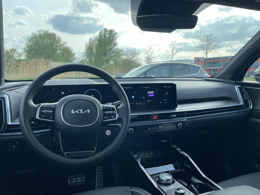 Kia Sorento 1.6 T-GDi Plug-in Hybrid 4WD ExecutiveLine 6p. | 360* Camera | Panorama schuif kantel dak | Stoel verwarming en ventilatie |