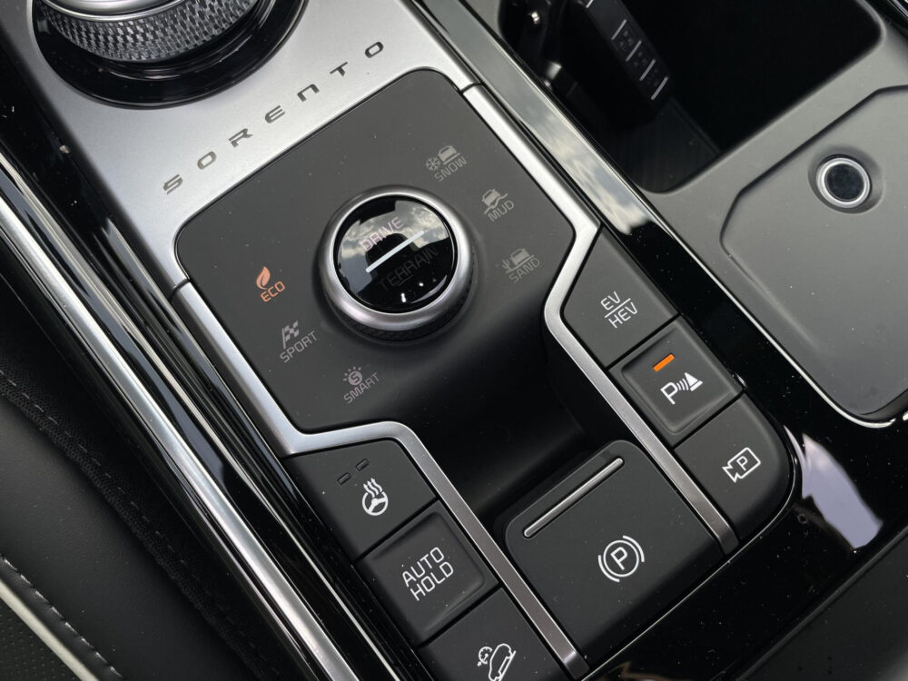 Kia Sorento 1.6 T-GDi Plug-in Hybrid 4WD ExecutiveLine 6p. | 360* Camera | Panorama schuif kantel dak | Stoel verwarming en ventilatie |