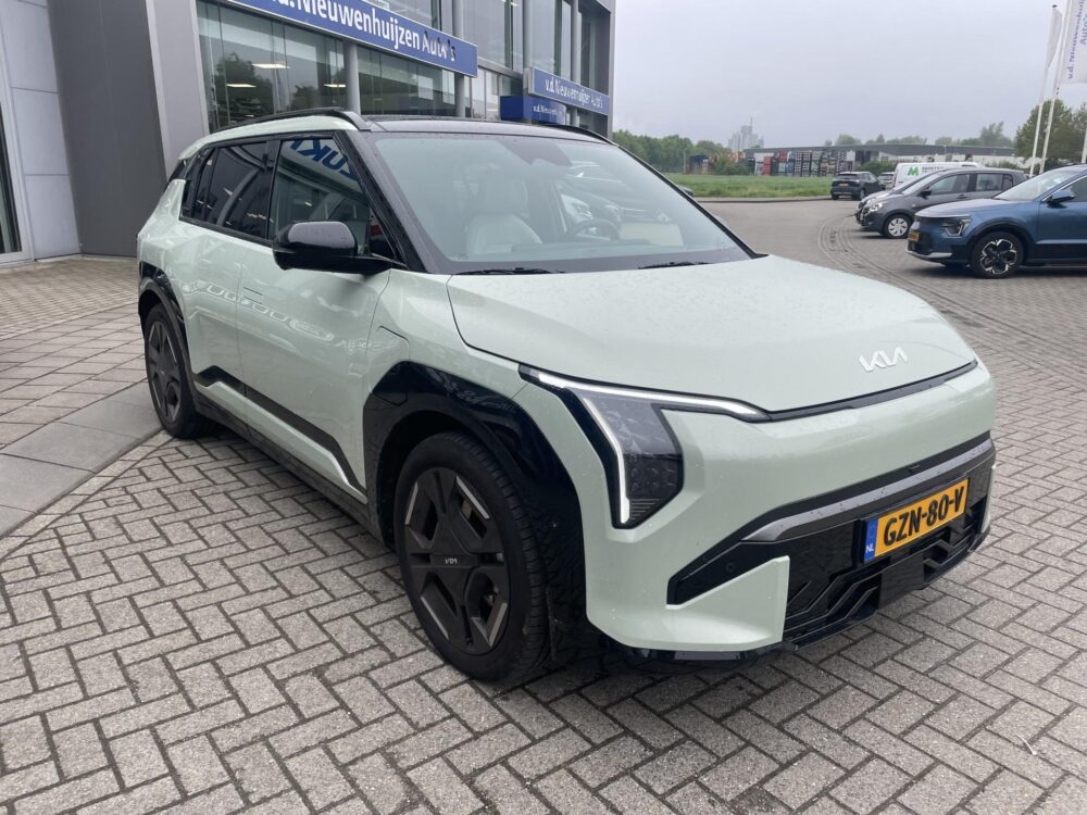 Kia EV3 GT-PlusLine 81.4 kWh | CarPlay | Pano | Leder
